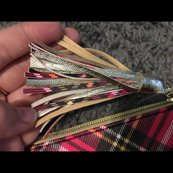 Plaid Zip Pouch - Picture 5 of 7